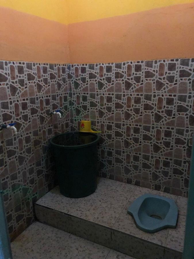 Hotel Arjuna Baturaja  Екстериор снимка